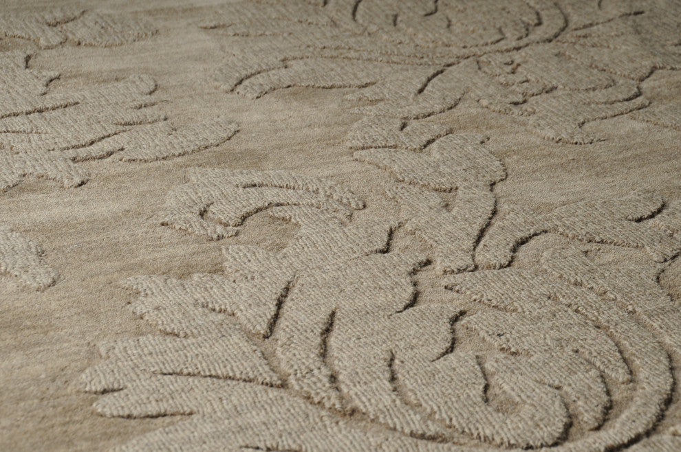Surya Mystique M-174 8' x 11' Rug