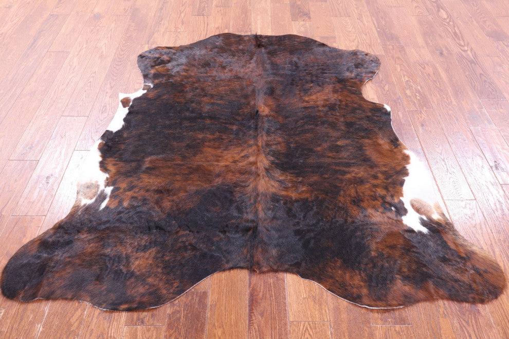 5' 7" X 5' 7" Natural Cowhide Rug C2051