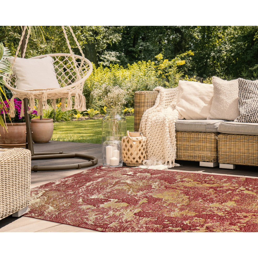 Marina Lava Indoor/Outdoor Rug, Red, 6'6"x9'3"