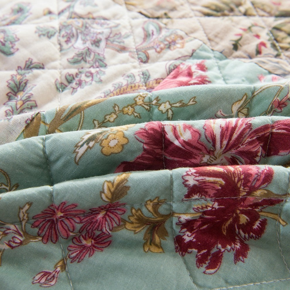 Bohemian Burgundy Red Velvet Trim Floral Paisley Patchwork Bedspread Set, King