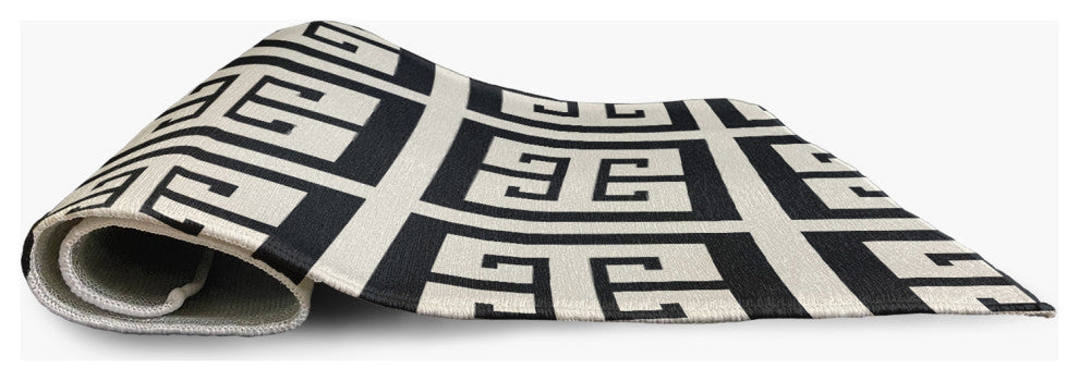 8' x 10' Greek Key Patterned Indoor/Outdoor Rug, Shark Blue