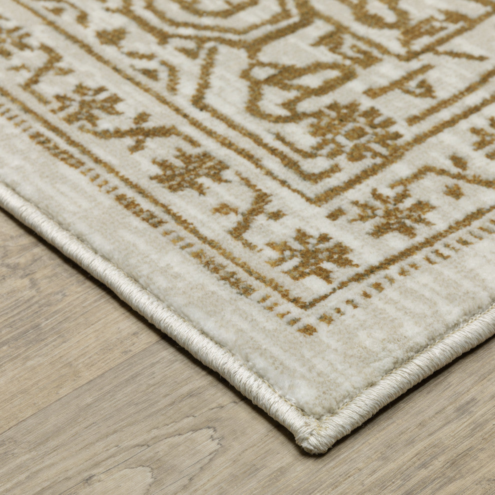 Iris Two-Tone Medallion Ivory/ Gold Area Rug 7'10" x 10'10"