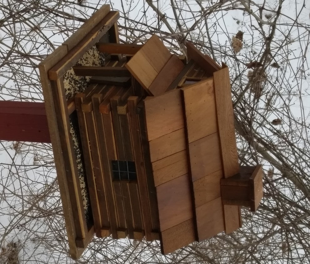 Valley Forge Feeder, Large, Natural Cedar