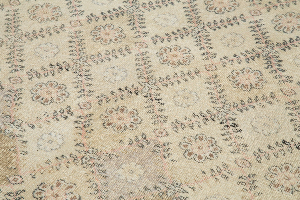 Rug N Carpet - Handmade Turkish 5' 6'' x 9' 11'' Low Pile  Vintage Rug