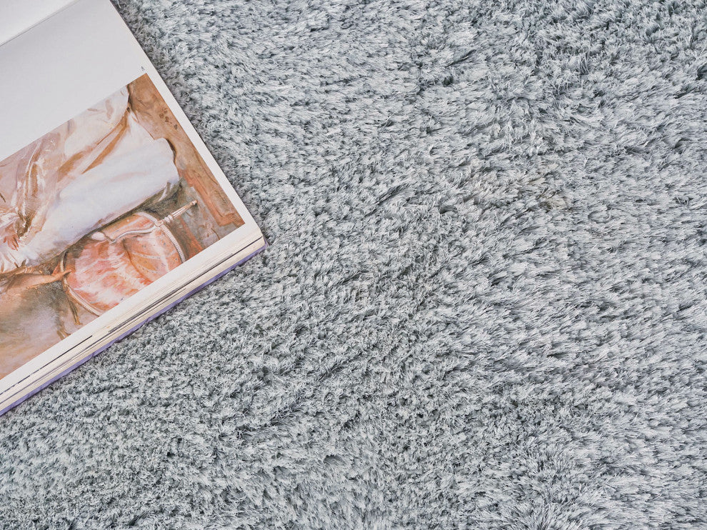 Sumo Shag Handloomed Polyester/Microfiber Light Blue Area Rug, 2'x3'