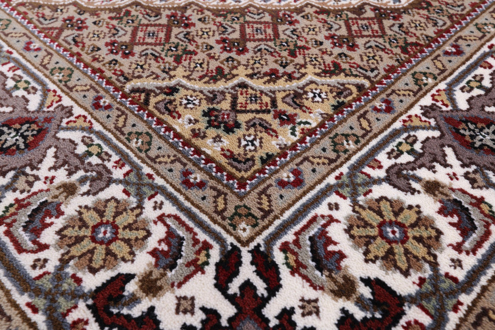 Wool and Silk Persian Tabriz Hand Knotted Rug 4' 1" X 6' 1" Q6024