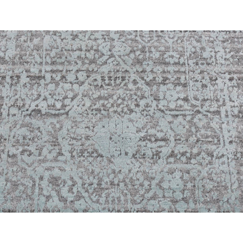 Chetwode Green Persian Design Hand Knotted Wool and Silk Runner Rug 2'7"x9'9"