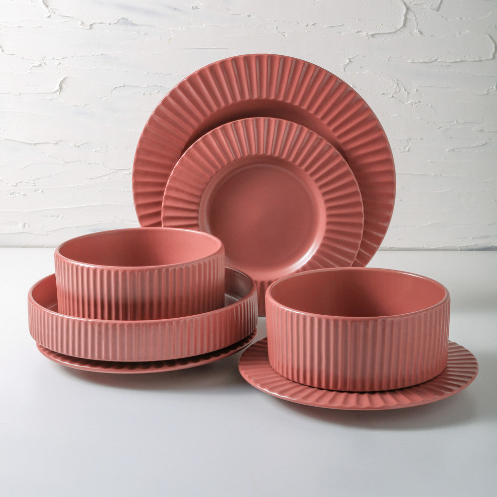 Christian Siriano Lusso Stoneware 16 Piece Dinnerware Set, Redwood