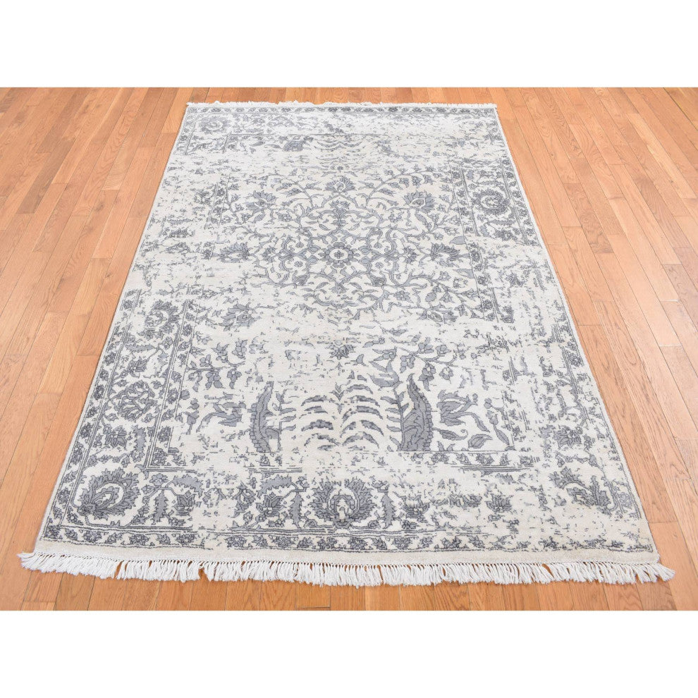 Ivory, Erased Persian Design, Plant Base Silk, Hand Knotted Rug, 5'2"x7'