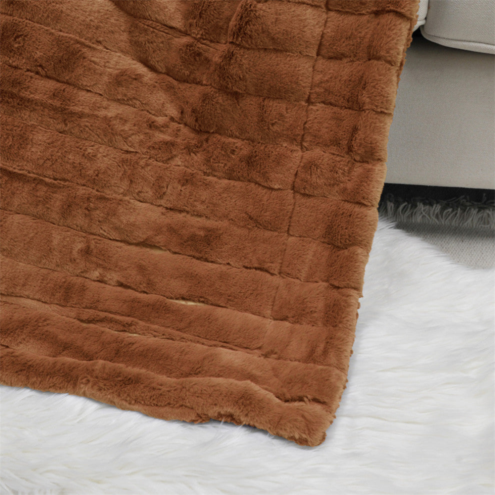 Super Mink Faux Fur Throw Blanket, Umber, 50"x60"