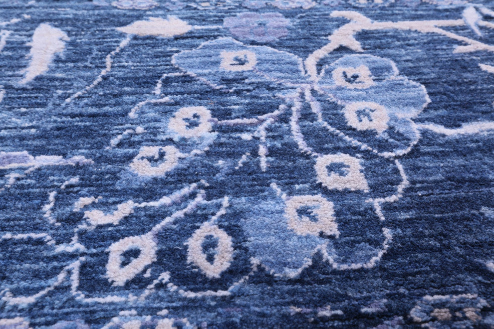 10' 0" X 20' 2" Modern Hand-Knotted Wool Rug Q9007