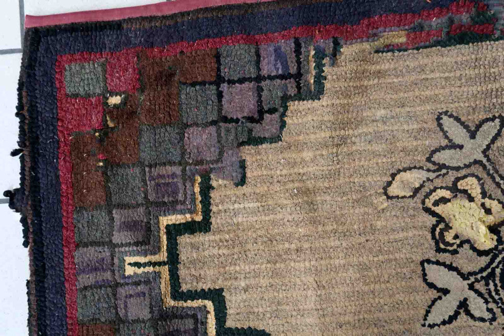 Handmade Antique American Hooked Rug 2.1'x4', 67cmx122cm, 1880s