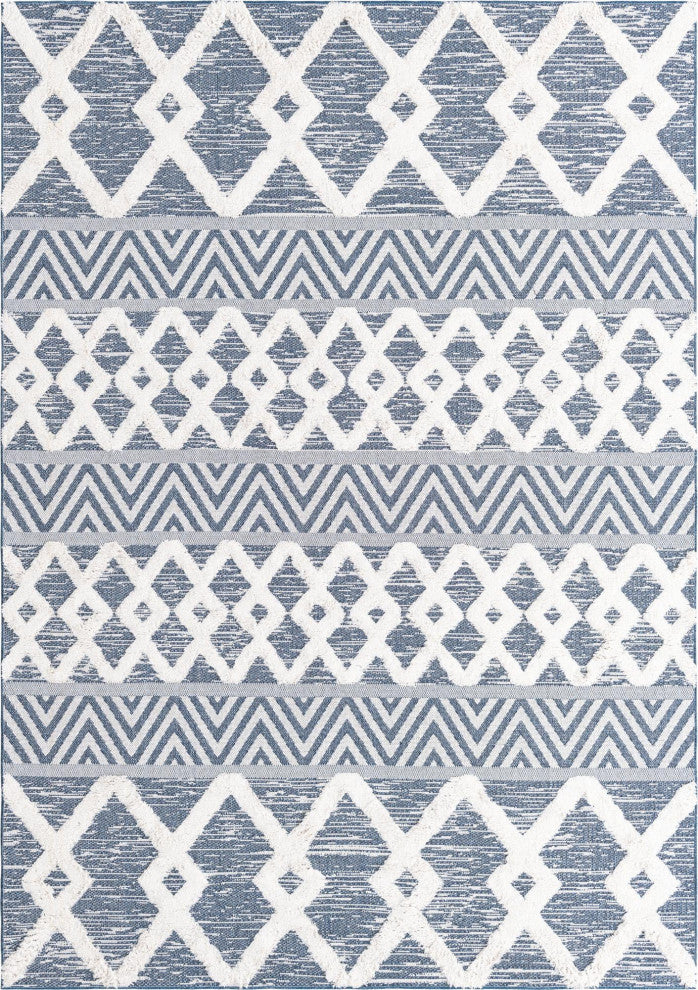 Unique Loom Sabrina Soto Casa  Valencia Area Rug