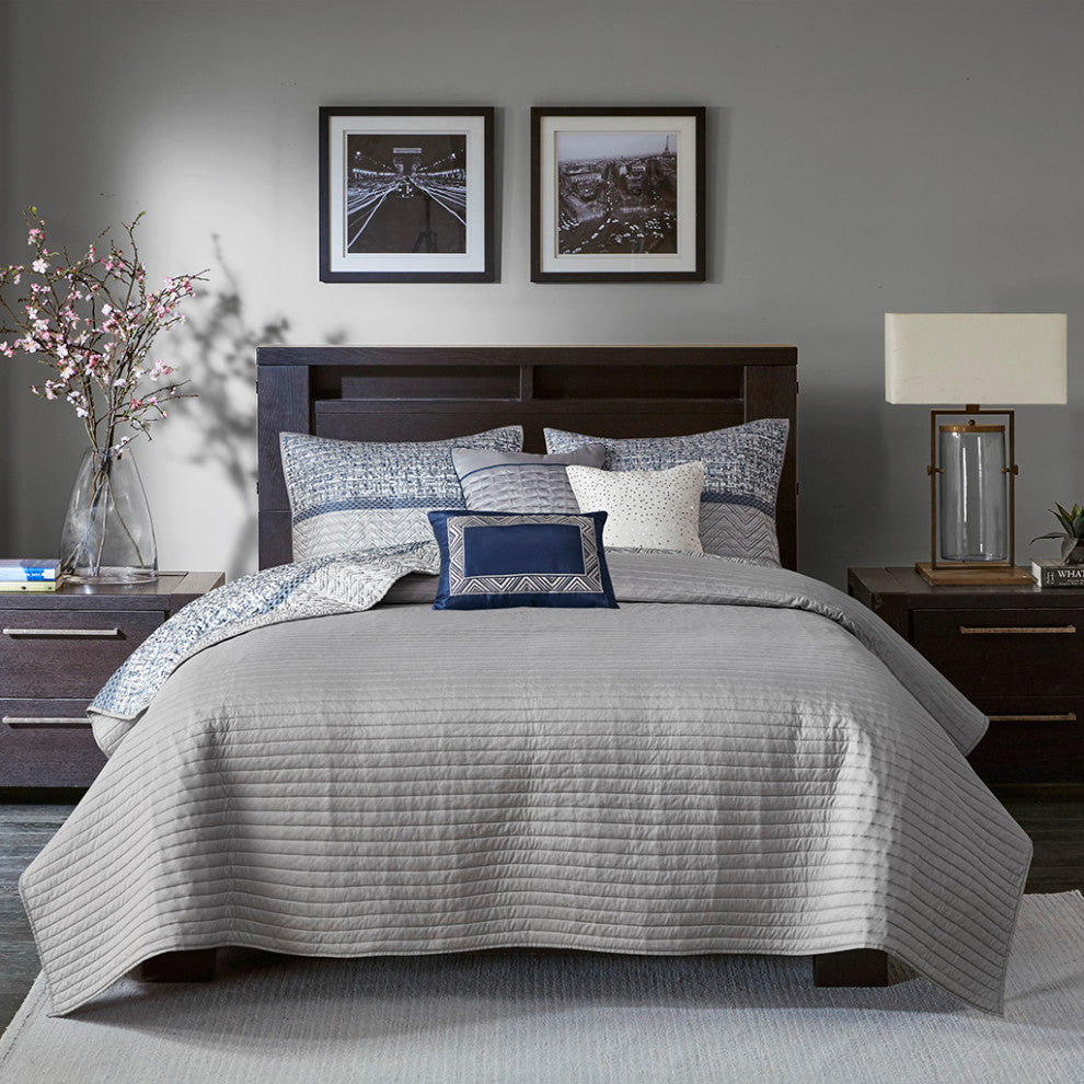 Madison Park Rhapsody 6 Piece Reversible Jacquard Quilt Set With Throw Pillows