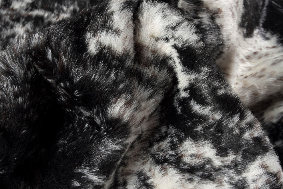 Faux Cowhide Rug/Throw 4.25x5, Edingburg S&P Black&White