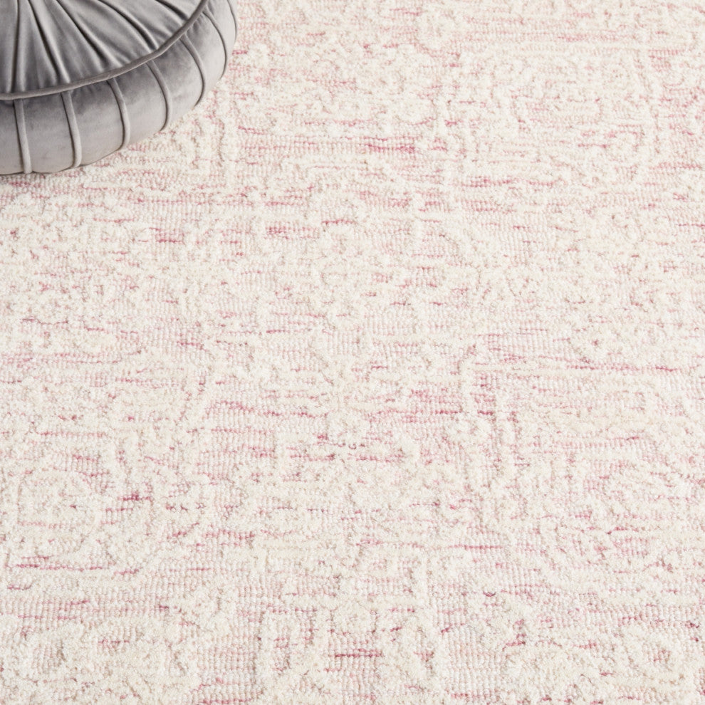 Safavieh Couture Ebony Collection EBN102 Rug, Pink/Ivory, 6' Round