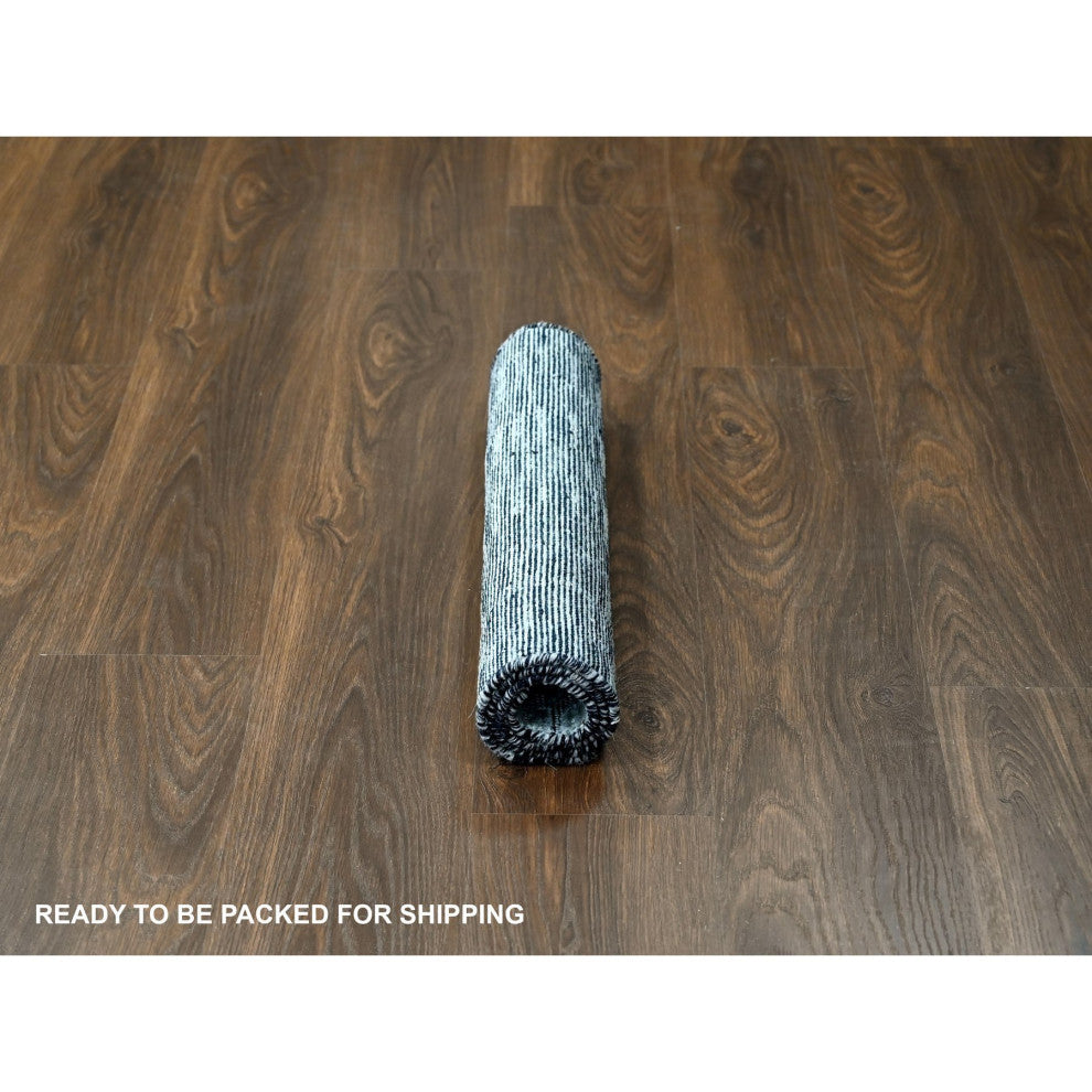 Oxford Gray Modern Textured Hand Loomed Wool and Silk Mat Oriental Rug 2'x3'