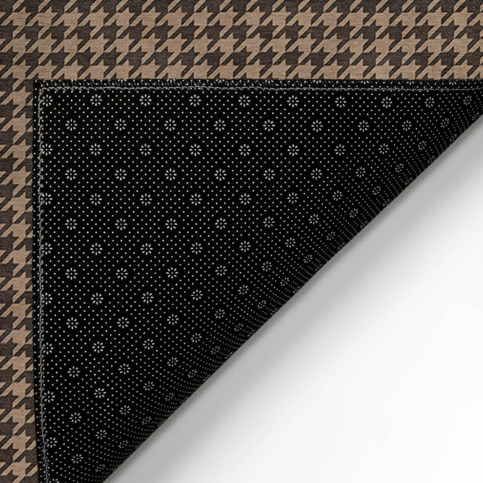 Indoor/Outdoor Hinton HN1 Chocolate Machine Washable 9' x 12' Rug