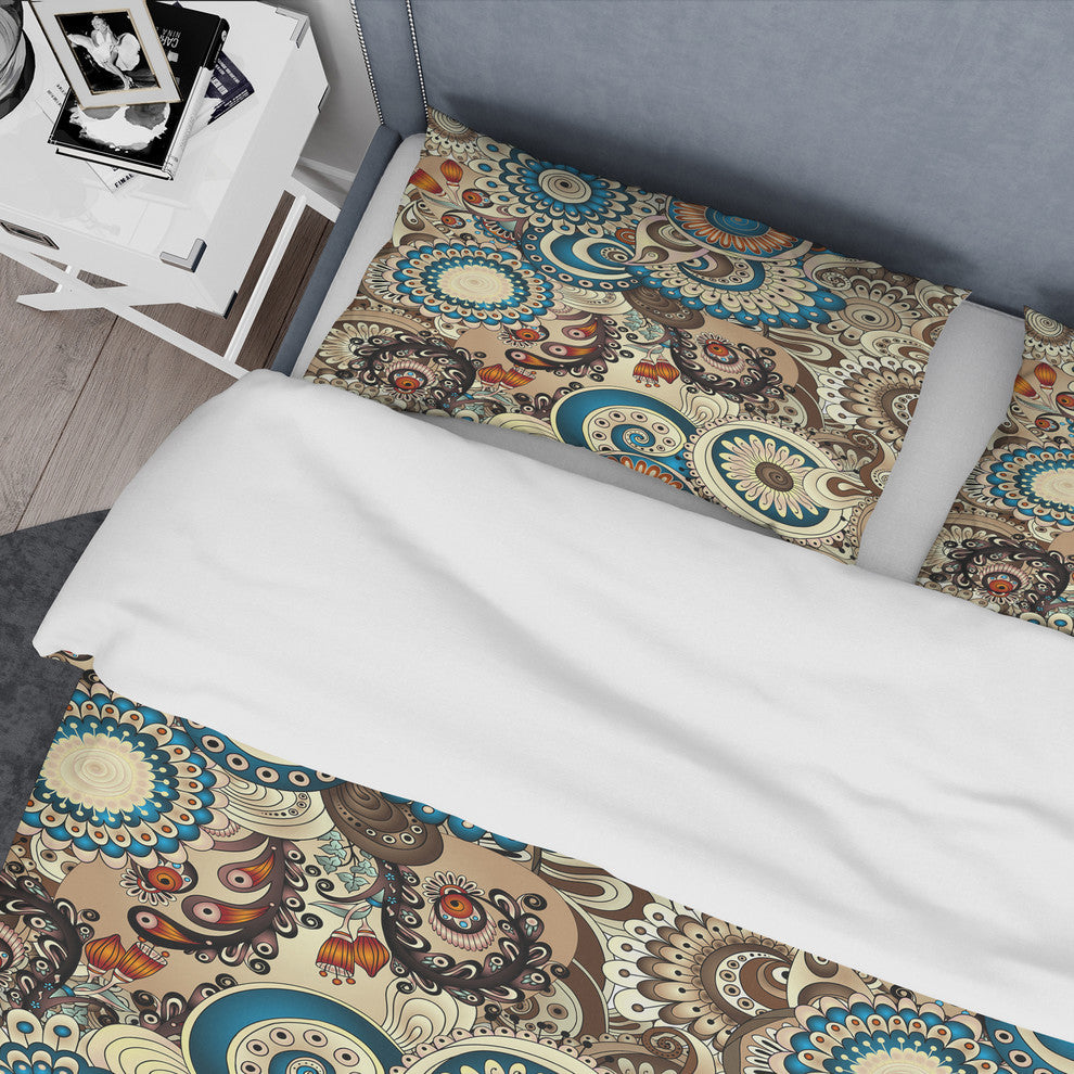 Floral Pattern With Doodles Cucumbers Bohemian Eclectic Bedding, King