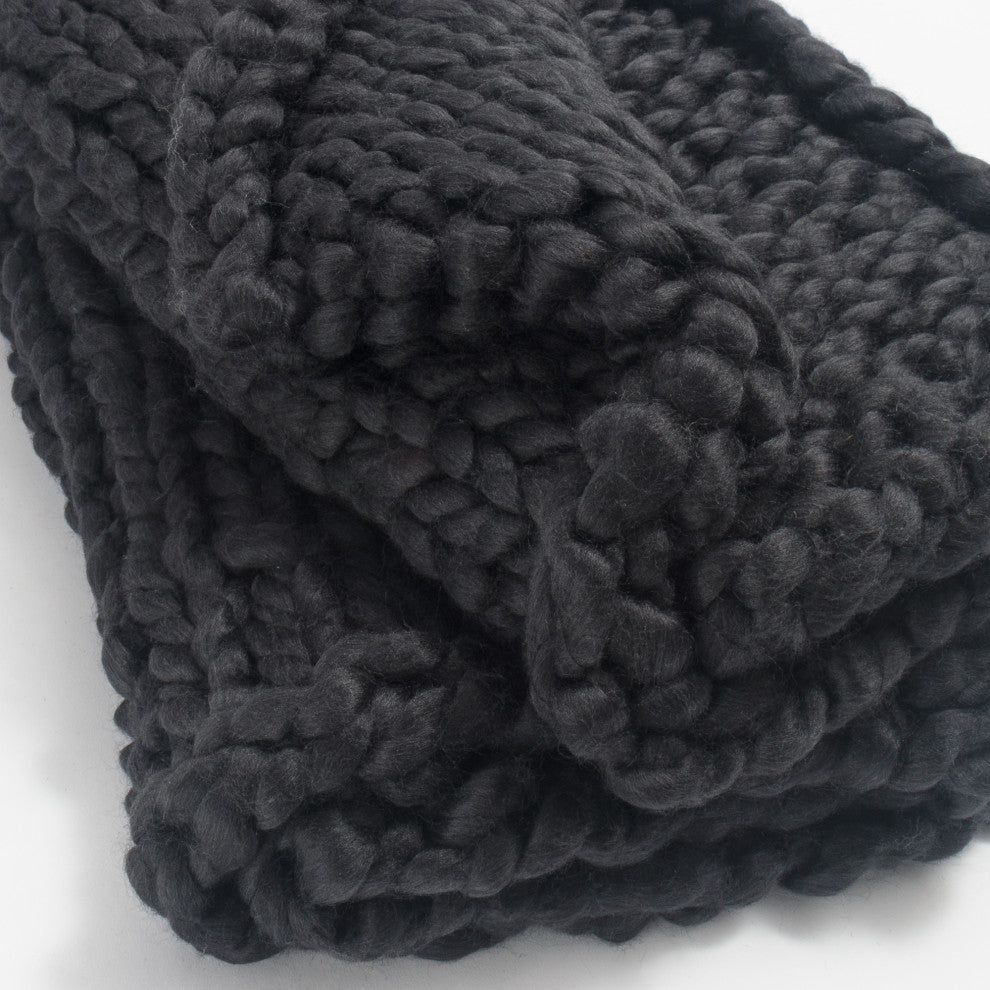 Hannelle Chunky Knit Throw