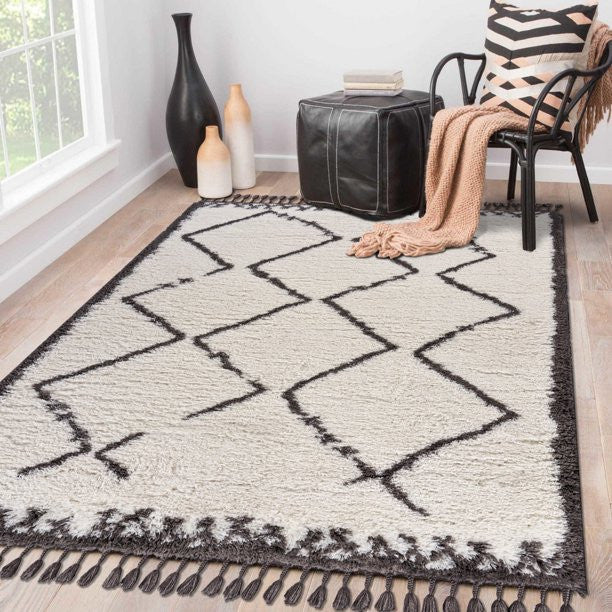 8" x 10" Cream and Gray Geometric Fringe Area Rug
