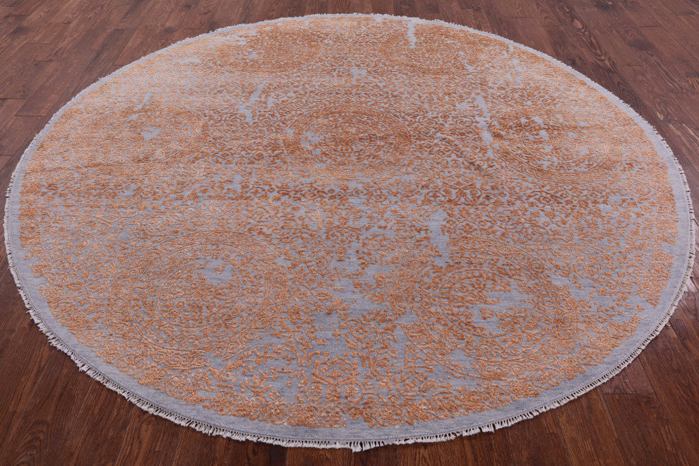 8' Round Hand Knotted Wool and Silk Persian Rug Q6764