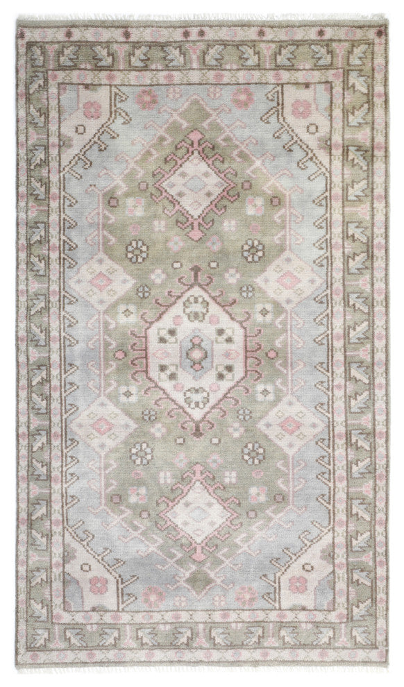 Utica, Handmade Area Rug 5' 0" x 8' 0"