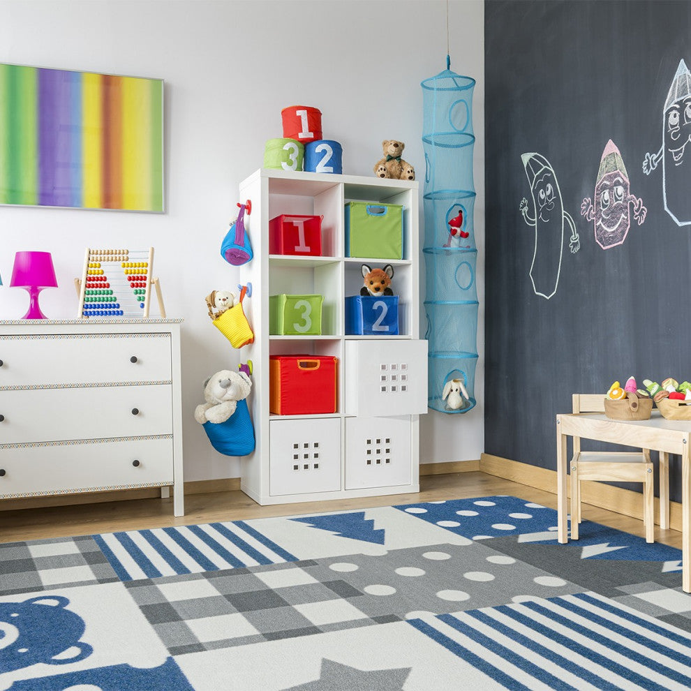 Patchwork Boy 5'4" x 7'8" area rug in color Blue Skies