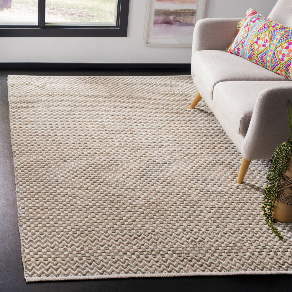 Safavieh Boston BOS686E 6' Square Taupe Rug