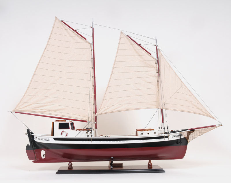 La Gaspsienne Painted Wooden model sailing boat