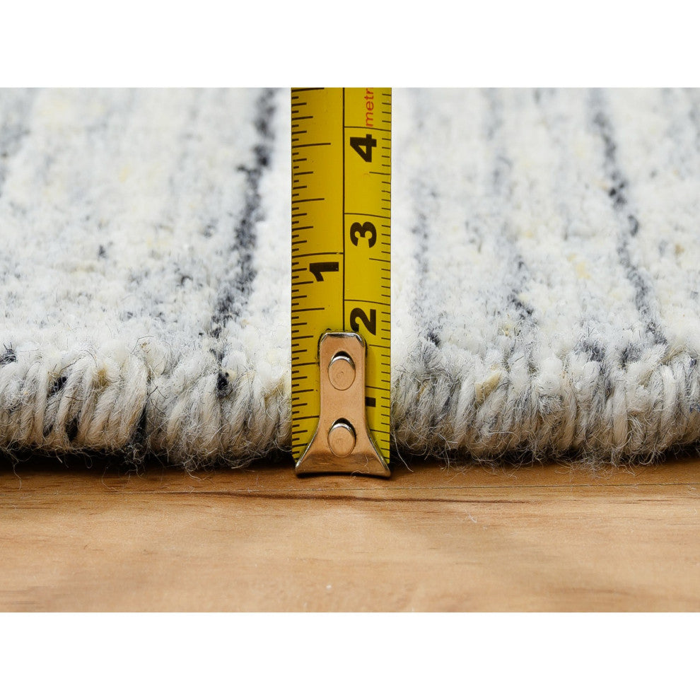 Ivory Plain Modern Striped Design Soft Wool Hand Loomed Round Rug, 6'0"x6'0"