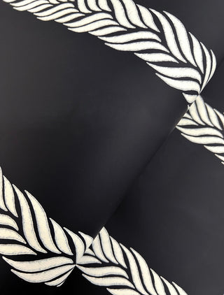 Braided Stripe Black Wallpaper