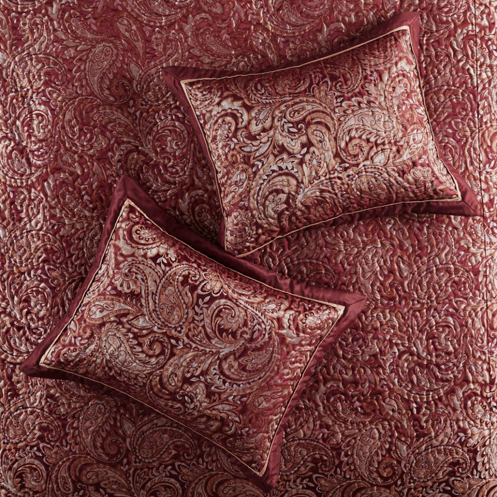 Madison Park Aubrey 5 Piece Reversible Jacquard Bedspread Set, Burgundy