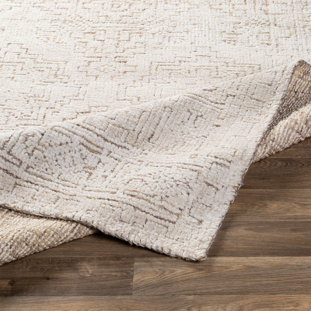 Surya Bella LLB-2301 Traditional Area Rug, 9' x 12' Rectangle