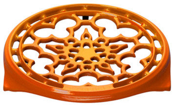 Le Creuset 9" Deluxe Round Trivet - Flame