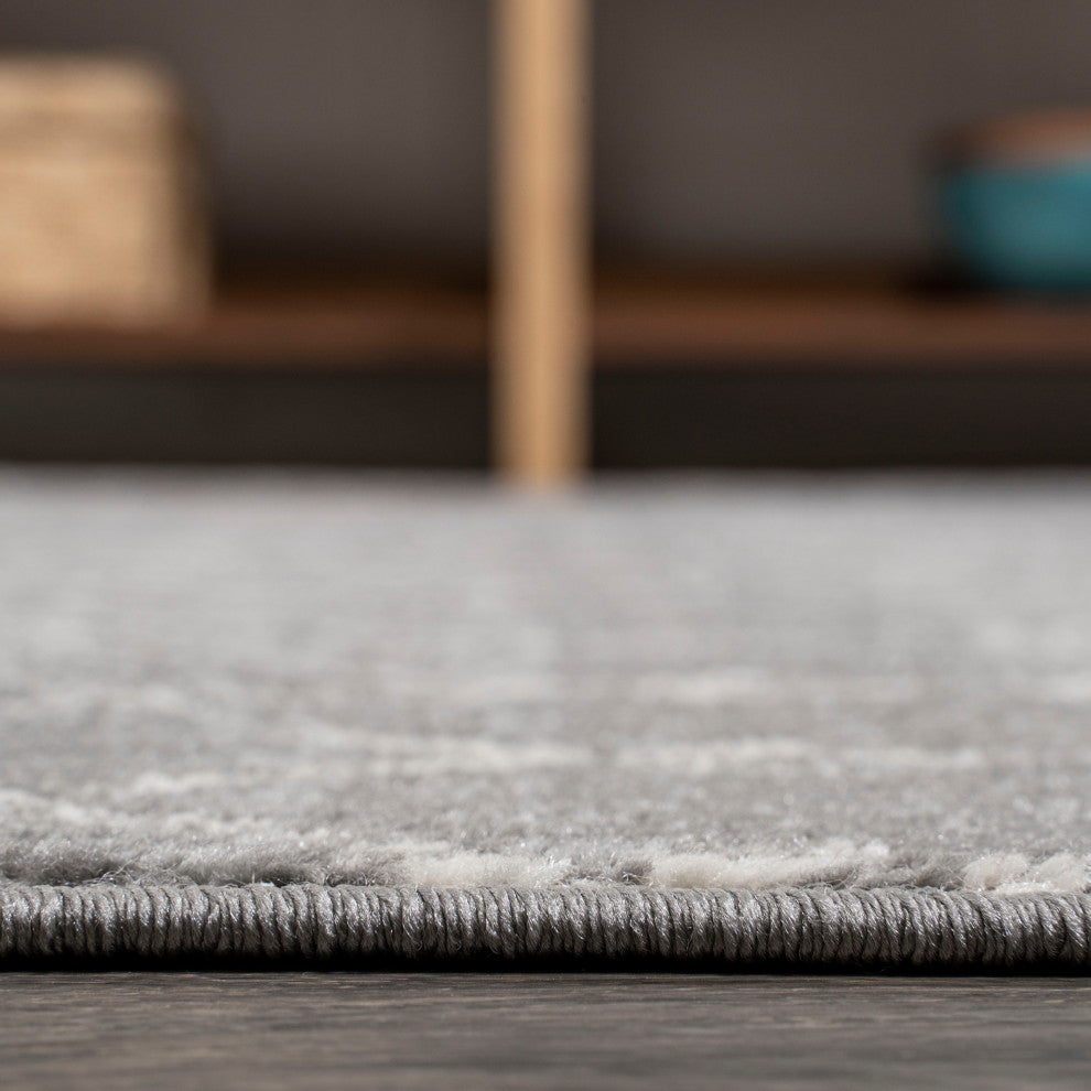 Moroccan HYPE Boho Vintage Diamond Runner Rug, Gray/Ivory, 4 X 6
