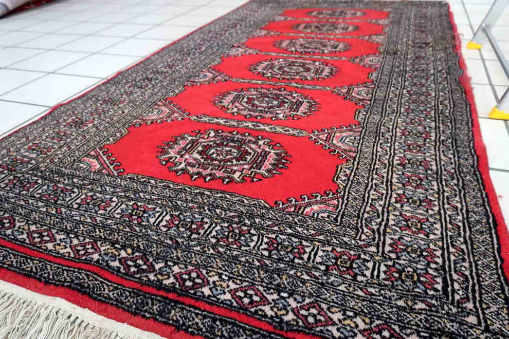 Handmade Vintage Uzbek Bukhara Rug 3'x6.1', 92cmx186cm 1970s