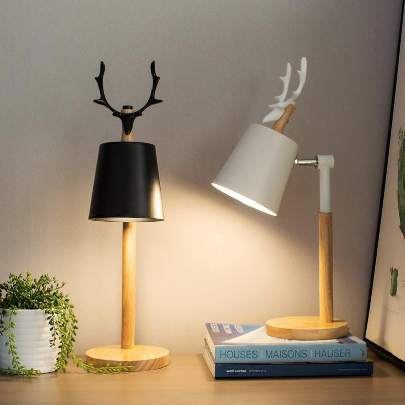 Lauterbrunnen | Nordic Style Table Torch with Deer Antlers, Black