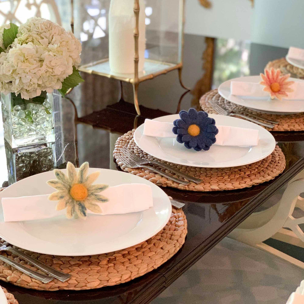 Felt Daisy Napkin Rings, Set of 6