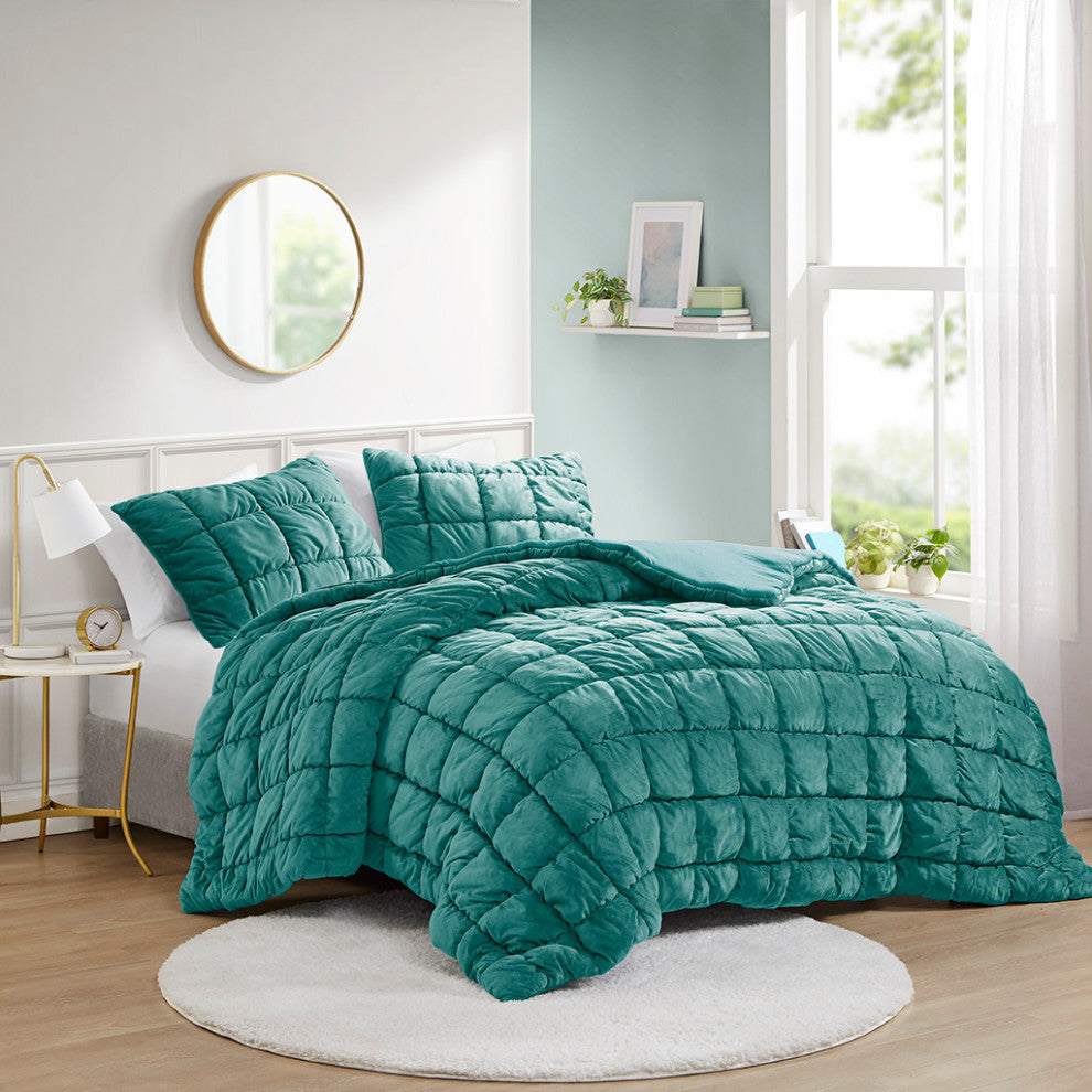 Intelligent Design Velvet Dream Puff 3 Piece Comforter Set