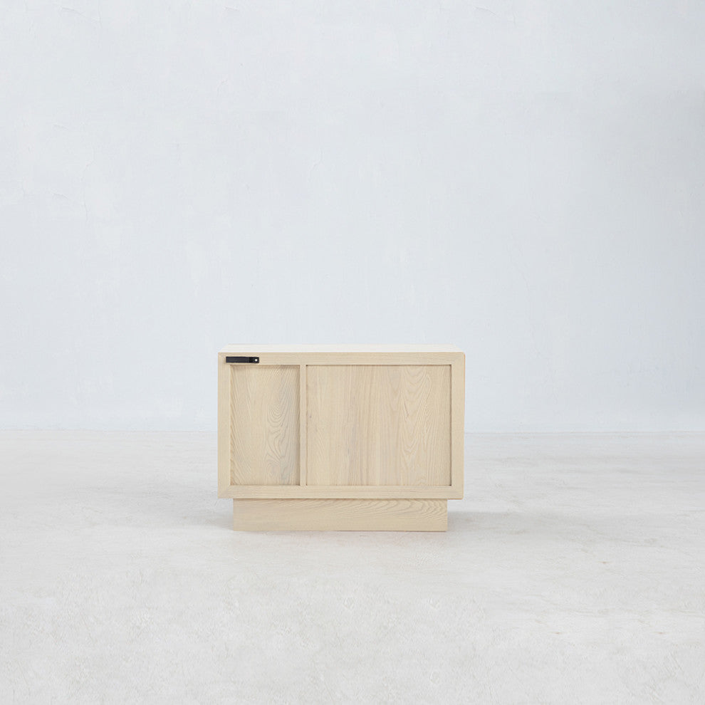 Sierra 30" Left Nightstand, Finish: Dove