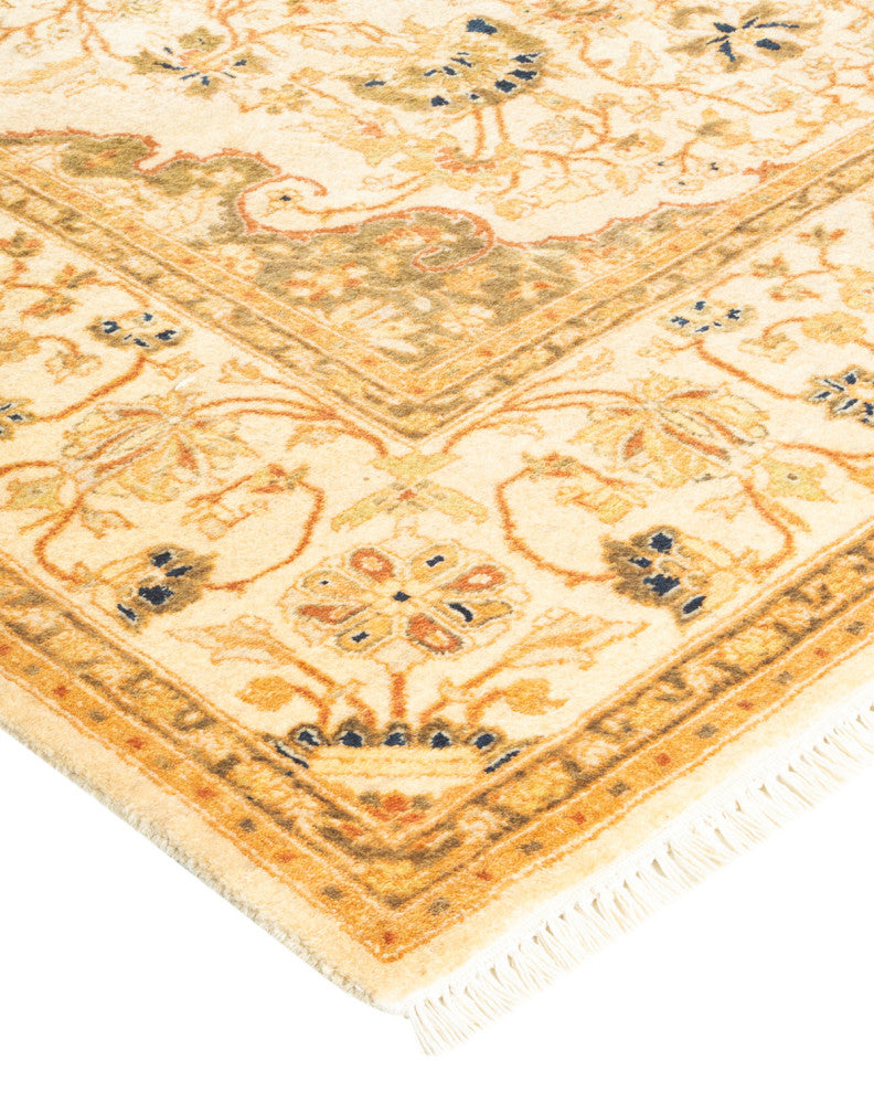 Salin One-of-a-Kind Hand-Knotted Area Rug Ivory, 4'1"x6'4"