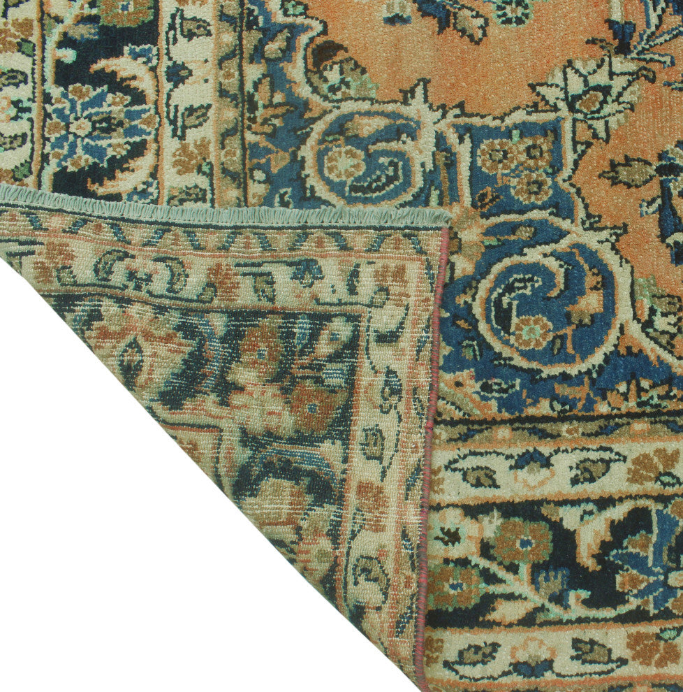 Semi-Antique Villads Rust/Ivory Rug, 6'9x9'3