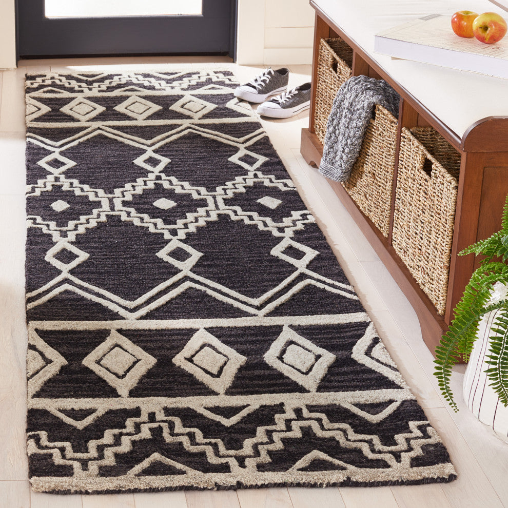 Safavieh Couture Abstract Collection, ABT851 Rug, Black/Ivory, 2'3"x8'