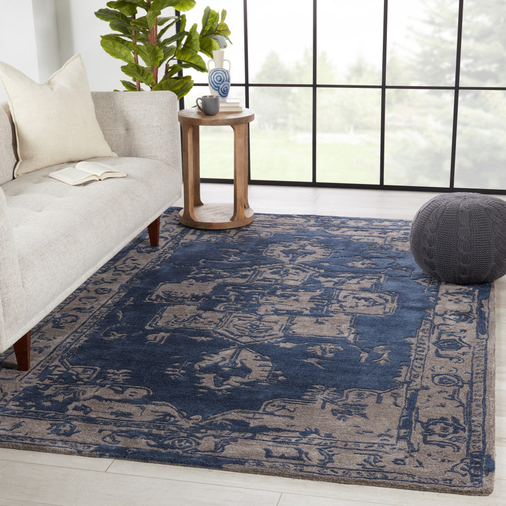 Alvea Handmade Medallion Blue/ Gray Area Rug 5'X8'