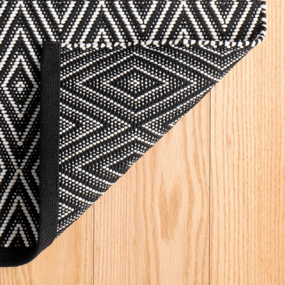 Dash & Albert Diamond Black/Ivory Handwoven Indoor/Outdoor Rug, Black, 5' x 8'