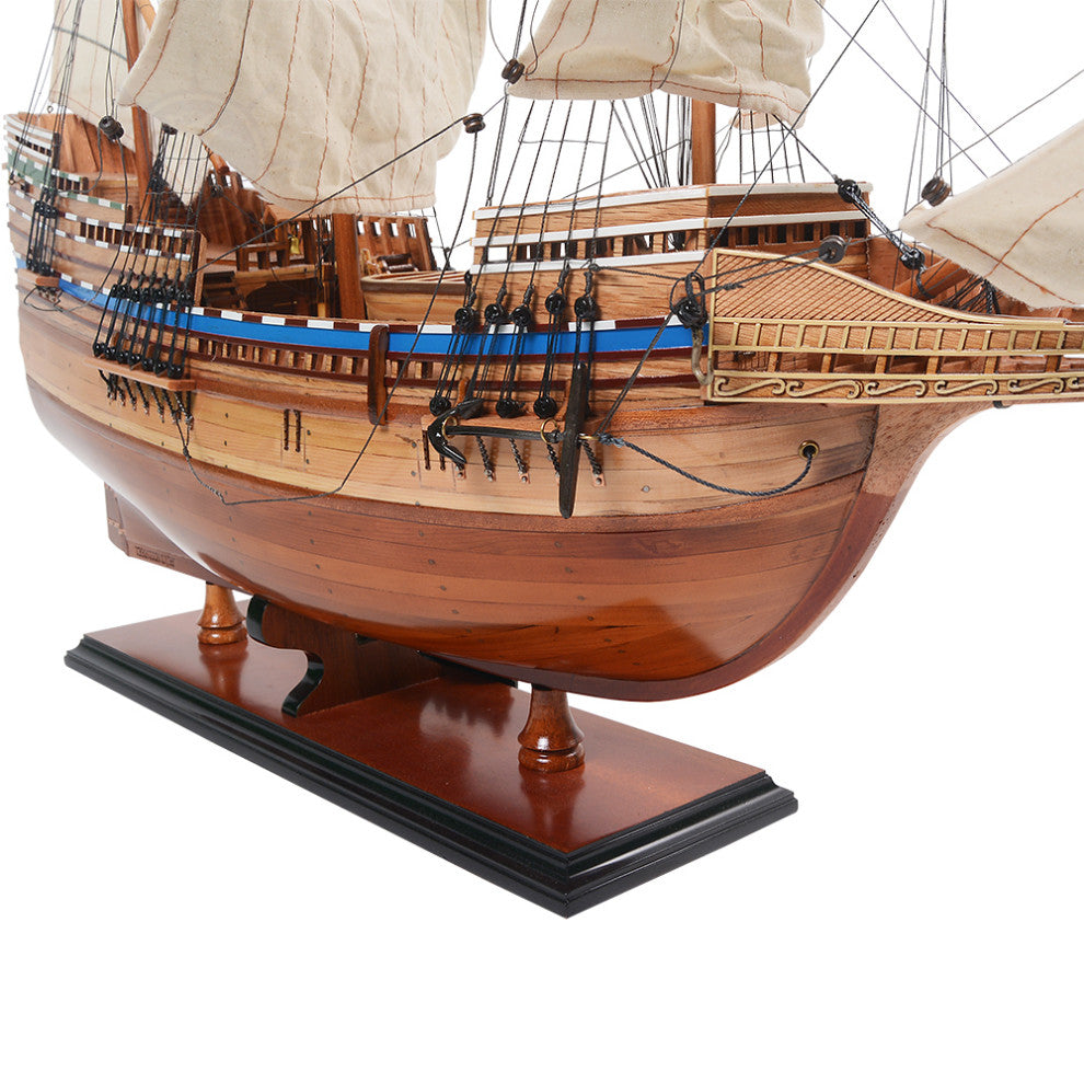Mayflower High Quality Museum-quality Fully Assembled Wooden Model Ship