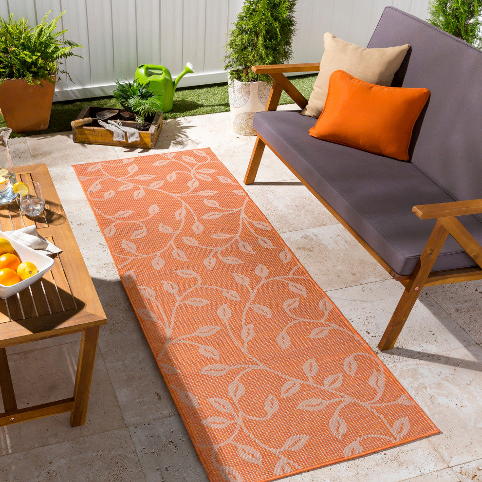 Pasadena 7'8" x 10' Orange Indoor/Outdoor Rug