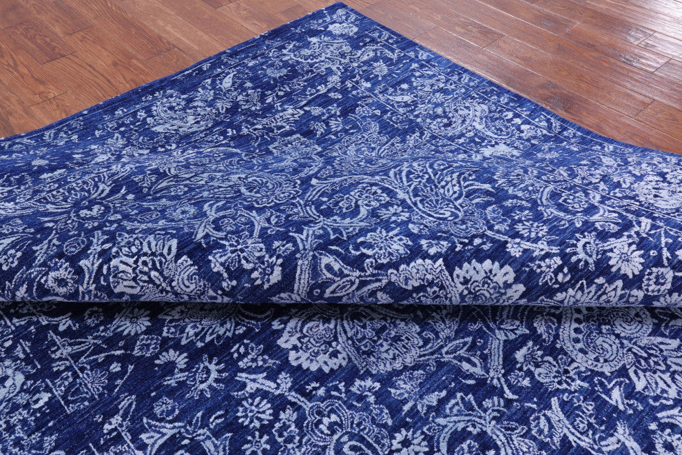 Persian Handmade Wool and Silk Rug 8' 1" X 9' 11" Q8693