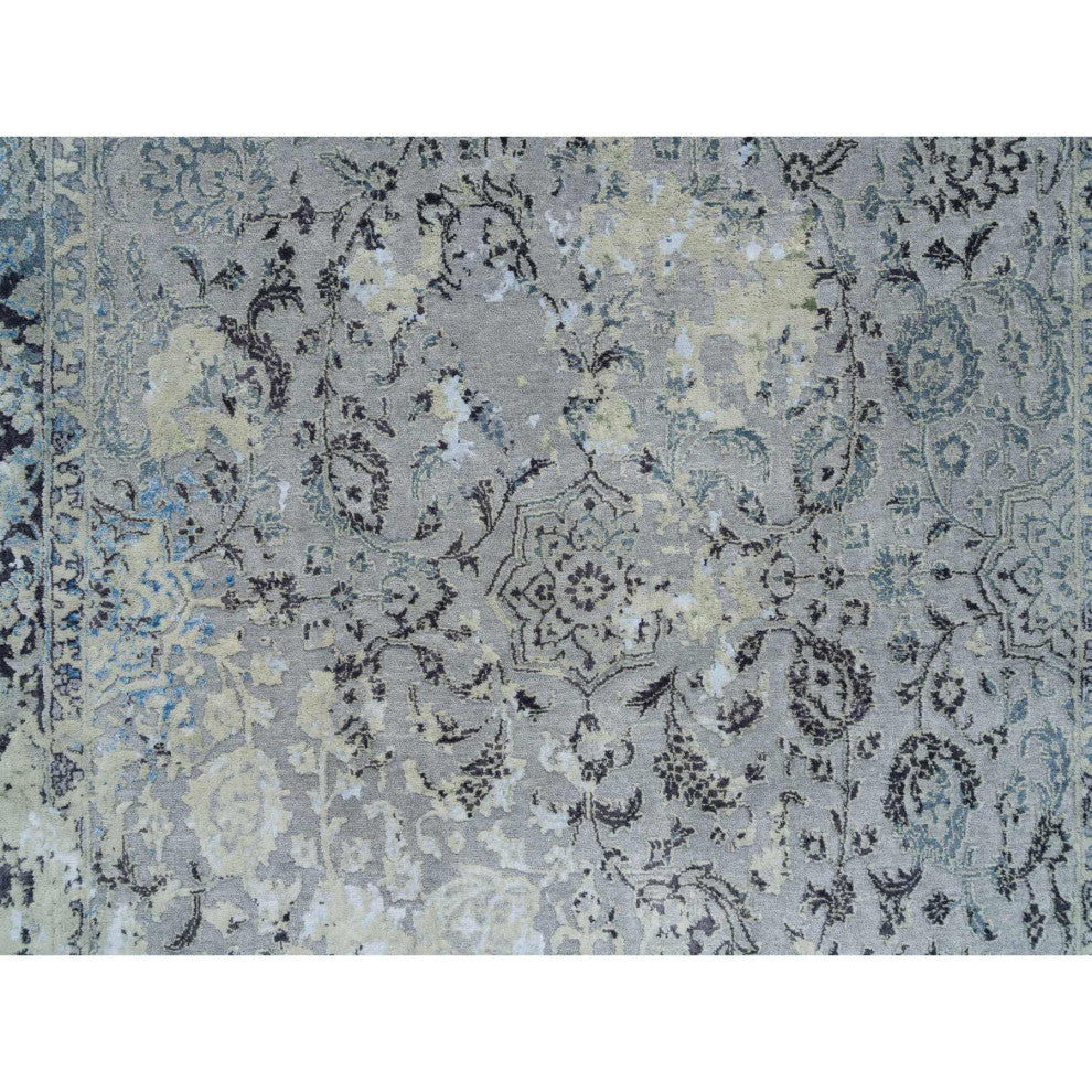 Light Gray Pure Silk With Wool Hand Knotted Broken Kashan Design Rug, 6'0"x9'0"